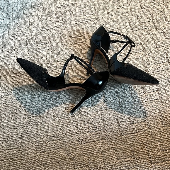 Women’s dressy designer heels - Picture 5 of 8